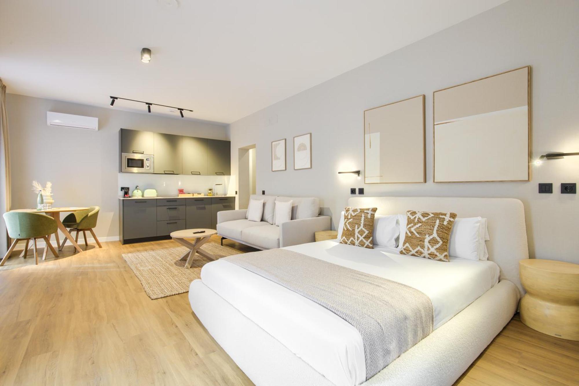Dobo Madrid Justicia Apartment Room photo