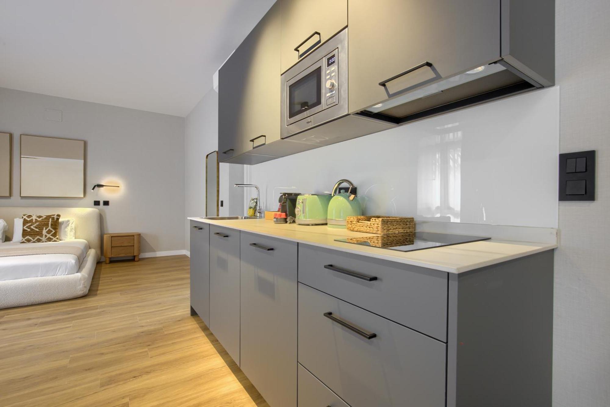 Dobo Madrid Justicia Apartment Room photo